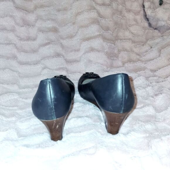 Tory Burch Navy Blue Wedge Shoes Size 9.5 - Picture 5 of 8